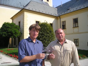 Chowaniec & Krajčírovič